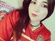Hincha - Tribunera - Chica - Fanatica de la Barra: Fúria Roja • Club: Unión Española