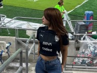 Hincha - Tribunera - Chica - Fanatica de la Barra: La Adicción &bull; Club: Monterrey