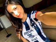 Hincha - Tribunera - Chica - Fanatica de la Barra: La Adicción • Club: Monterrey • País: México