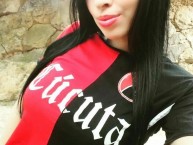 Hincha - Tribunera - Chica - Fanatica de la Barra: La Banda del Indio • Club: Cúcuta