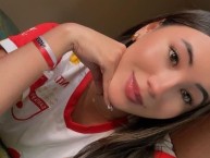 Hincha - Tribunera - Chica - Fanatica de la Barra: La Guardia Albi Roja Sur • Club: Independiente Santa Fe