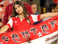 Hincha - Tribunera - Chica - Fanatica de la Barra: La Guardia Albi Roja Sur &bull; Club: Independiente Santa Fe