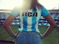 Hincha - Tribunera - Chica - Fanatica de la Barra: La Guardia Imperial • Club: Racing Club