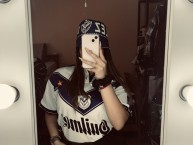 Hincha - Tribunera - Chica - Fanatica de la Barra: La Pandilla de Liniers • Club: Vélez Sarsfield