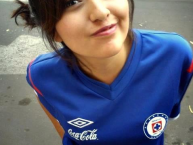 Hincha - Tribunera - Chica - Fanatica de la Barra: La Sangre Azul • Club: Cruz Azul
