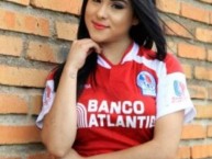 Hincha - Tribunera - Chica - Fanatica de la Barra: La Ultra Fiel • Club: Club Deportivo Olimpia