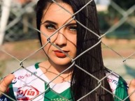 Hincha - Tribunera - Chica - Fanatica de la Barra: Los de Siempre • Club: Oriente Petrolero