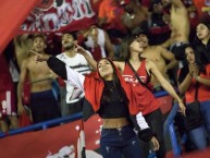 Hincha - Tribunera - Chica - "Las Rojas" Fanatica de la Barra: Los Demonios Rojos • Club: Caracas • País: Venezuela