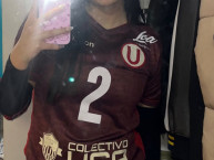Hincha - Tribunera - Chica - "IG: @camilarojasb_" Fanatica de la Barra: Trinchera Norte &bull; Club: Universitario de Deportes &bull; País: Peru