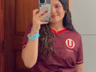 Hincha - Tribunera - Chica - "IG: @titi.riosm" Fanatica de la Barra: Trinchera Norte &bull; Club: Universitario de Deportes &bull; País: Peru