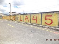 Mural - Graffiti - Pintada - "LA 45" Mural de la Barra: Armagedón • Club: Aucas