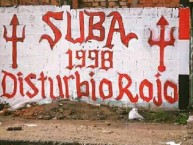 Mural - Graffiti - Pintada - Mural de la Barra: Disturbio Rojo Bogotá • Club: América de Cáli
