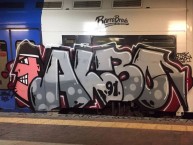 Mural - Graffiti - Pintadas - "En un metro en Italia" Mural de la Barra: Garra Blanca • Club: Colo-Colo • País: Chile