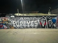 Mural - Graffiti - Pintadas - "Anti madres y anti monjas (anti udechile y ucatolica)" Mural de la Barra: Garra Blanca • Club: Colo-Colo • País: Chile