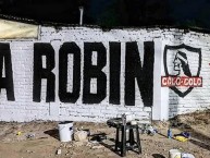 Mural - Graffiti - Pintadas - "mural LA ROBIN @bicho.drawings" Mural de la Barra: Garra Blanca &bull; Club: Colo-Colo &bull; País: Chile