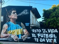 Mural - Graffiti - Pintadas - "Esto te da vida, el fútbol te da vida" Mural de la Barra: La 12 • Club: Boca Juniors • País: Argentina