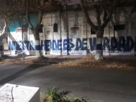 Mural - Graffiti - Pintadas - "Nuestro heroe es de verdad!" Mural de la Barra: La Banda de Fierro 22 • Club: Gimnasia y Esgrima • País: Argentina