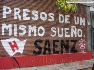 Mural - Graffiti - Pintada - "presos de un mismo sueño saenz" Mural de la Barra: La Banda de la Quema • Club: Huracán