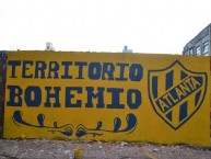 Mural - Graffiti - Pintada - "Territorio bohemio - Villa Crespo, Buenos Aires" Mural de la Barra: La Banda de Villa Crespo • Club: Atlanta