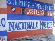 Mural - Graffiti - Pintada - "â€œNACIONAL O MUERTEâ€" Mural de la Barra: La Banda del Parque • Club: Nacional