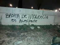 Mural - Graffiti - Pintada - "BASTA DE VIOLENCIA EN ALMIRANTE" Mural de la Barra: La Banda Monstruo • Club: Almirante Brown