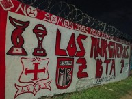 Mural - Graffiti - Pintada - "Bosa del león ðŸ‡®ðŸ‡©" Mural de la Barra: La Guardia Albi Roja Sur • Club: Independiente Santa Fe