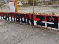 Mural - Graffiti - Pintadas - Mural de la Barra: La Guardia Albi Roja Sur • Club: Independiente Santa Fe • País: Colombia