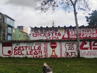 Mural - Graffiti - Pintadas - Mural de la Barra: La Guardia Albi Roja Sur &bull; Club: Independiente Santa Fe &bull; País: Colombia
