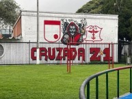 Mural - Graffiti - Pintadas - "Cruzada norte Z-1 Usaquen" Mural de la Barra: La Guardia Albi Roja Sur &bull; Club: Independiente Santa Fe &bull; País: Colombia
