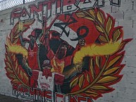 Mural - Graffiti - Pintada - Mural de la Barra: La Guardia Albi Roja Sur &bull; Club: Independiente Santa Fe