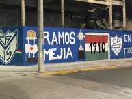 Mural - Graffiti - Pintada - Mural de la Barra: La Pandilla de Liniers • Club: Vélez Sarsfield