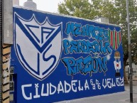 Mural - Graffiti - Pintadas - Mural de la Barra: La Pandilla de Liniers &bull; Club: Vélez Sarsfield &bull; País: Argentina