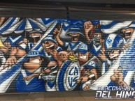 Mural - Graffiti - Pintada - "Mural realizado por la Sub Comisión del Hincha en la fachada del club" Mural de la Barra: La Pandilla de Liniers • Club: Vélez Sarsfield