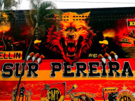 Mural - Graffiti - Pintadas - Mural de la Barra: Lobo Sur &bull; Club: Pereira &bull; País: Colombia