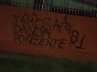 Mural - Graffiti - Pintadas - "~ LA FAMOSA BANDA DEL PONIENTE★LA BANDA DEL ROJIAMARILLO★" Mural de la Barra: Locura 81 &bull; Club: Monarcas Morelia &bull; País: México