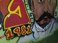 Mural - Graffiti - Pintada - "LA BANDA DEL ROJIAMARILLO PTE LA COLINA" Mural de la Barra: Locura 81 • Club: Monarcas Morelia