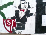 Mural - Graffiti - Pintada - Mural de la Barra: Los Borrachos de Luján &bull; Club: Luján Sport Club