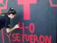 Mural - Graffiti - Pintada - "4-0 y se fueron" Mural de la Barra: Los de Siempre • Club: Colón