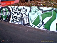 Mural - Graffiti - Pintada - "Mural de Manrique La Salle en el nororiente de Medellín de la barra La Mafia 1989, ubicado en la Carrera 42A con las Calles 93 y 94" Mural de la Barra: Los del Sur • Club: Atlético Nacional