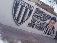 Mural - Graffiti - Pintadas - Mural de la Barra: Los Famosos 33 &bull; Club: Gimnasia y Esgrima de Mendoza &bull; País: Argentina