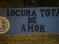 Mural - Graffiti - Pintadas - "Locura total de amor" Mural de la Barra: Los Piratas Celestes de Alberdi • Club: Belgrano • País: Argentina