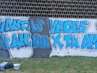 Mural - Graffiti - Pintadas - "Cuantas veces arranque por tu amor!" Mural de la Barra: Los Villeros &bull; Club: Cerro &bull; País: Uruguay