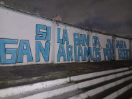 Mural - Graffiti - Pintadas - "Si la banda jugara ganariamos por robo" Mural de la Barra: Los Villeros &bull; Club: Cerro &bull; País: Uruguay