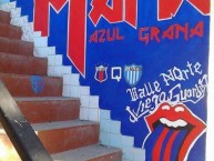 Mural - Graffiti - Pintadas - Mural de la Barra: Mafia Azul Grana • Club: Deportivo Quito • País: Ecuador