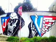 Mural - Graffiti - Pintadas - Mural de la Barra: Muerte Blanca • Club: LDU • País: Ecuador