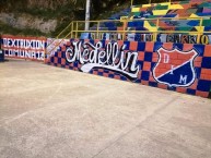 Mural - Graffiti - Pintada - "MEDELLÃN" Mural de la Barra: Rexixtenxia Norte • Club: Independiente Medellín