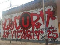 Mural - Graffiti - Pintada - "LocUra L.V." Mural de la Barra: Trinchera Norte • Club: Universitario de Deportes