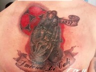 Tattoo - Tatuaje - tatuagem - "Tatto by gringo América de cali" Tatuaje de la Barra: Disturbio Rojo Bogotá • Club: América de Cáli