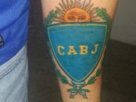 Tattoo - Tatuaje - tatuagem - "escudo de boca centenario fusionado con el escudo nacional" Tatuaje de la Barra: La 12 • Club: Boca Juniors • País: Argentina