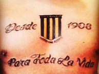 Tattoo - Tatuaje - tatuagem - "Desde 1908 para toda la vida" Tatuaje de la Barra: La Gloriosa Ultra Sur 34 • Club: The Strongest • País: Bolívia
